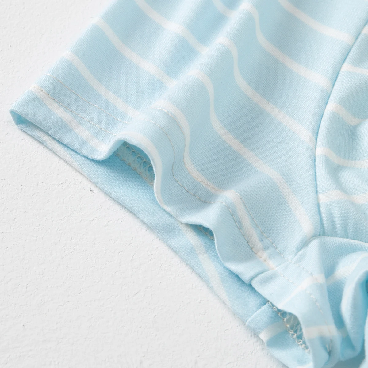 4/8-teiliges Set Kinderunterwäsche für alle Jahreszeiten, bequeme viereckige Hosen, gestreifte Freizeithosen für Jungen. – Detail 6