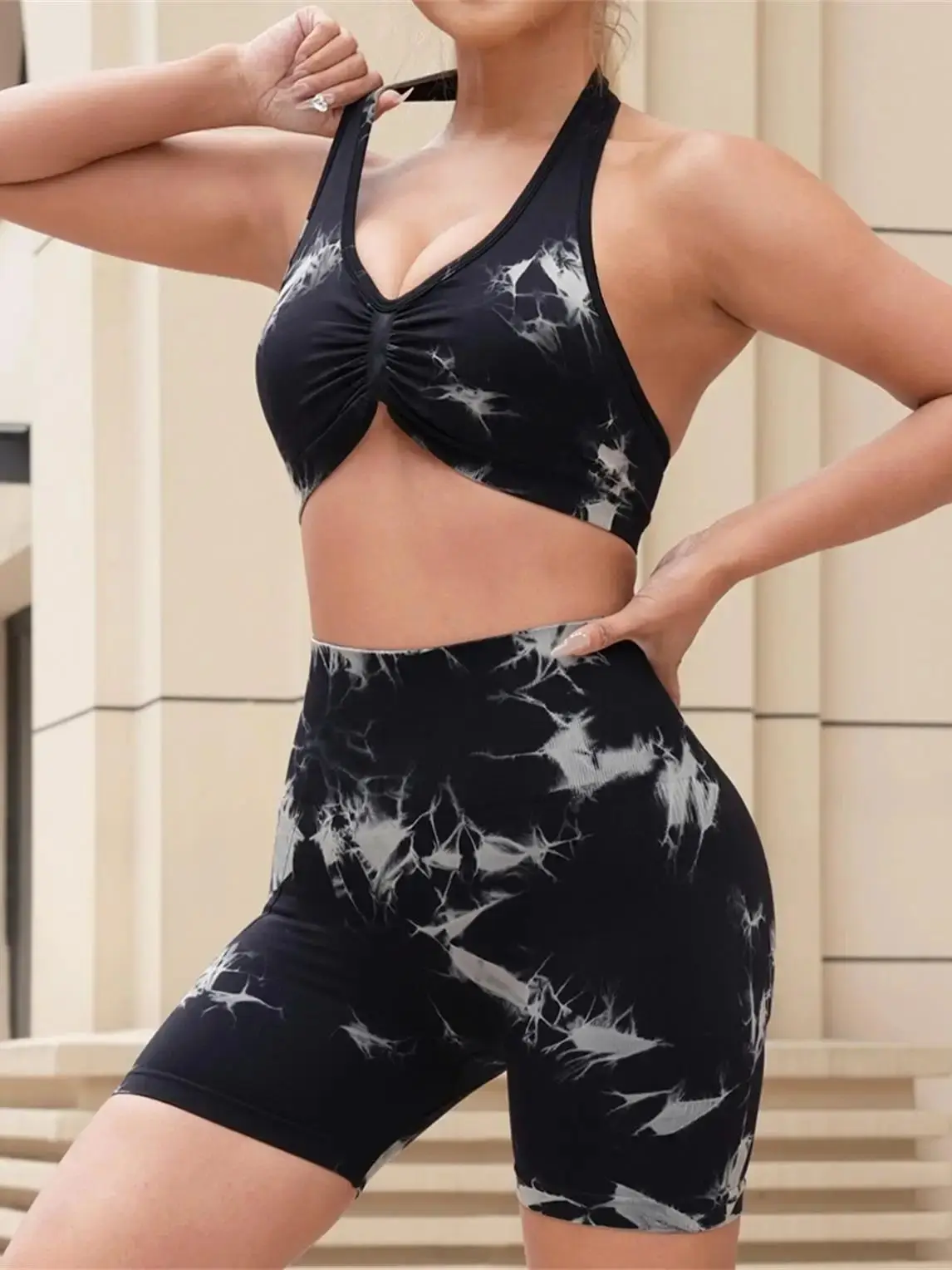 Dames hoge taille en heuplift sport strakke shorts hardlopen sexy perzik fitness yoga shorts, tie-dye naadloze fitnessbroek - afbeelding 2