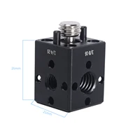 Soporte de extensión Niceyrig Mini Cube con tornillo de localización Arri (3/8 y 1/4) y orificios de rosca de 1/4''-20 y 3/8''-16