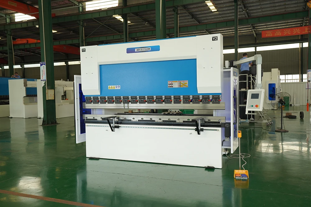 Automatic 600T 4000mm CNC Press Brake Synchronized Machine Type