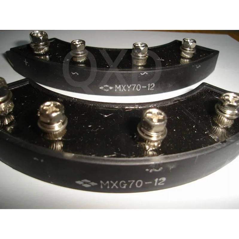 

Rectifier controller module: MXY70-12 MXG70-12 / MXY70-15 MXG70-15 70A 1200V ( Four terminal / Installation pitch 136mm )