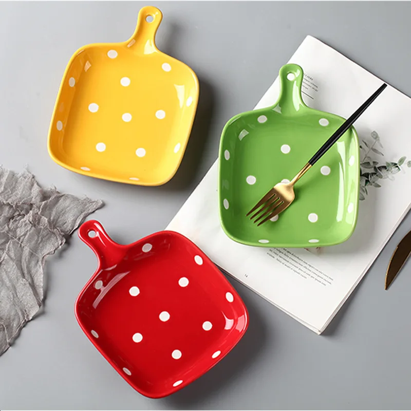 

Stylish American Polka Dot Handle Plate Ceramic Home Dish Cute Dessert Baking Plate
