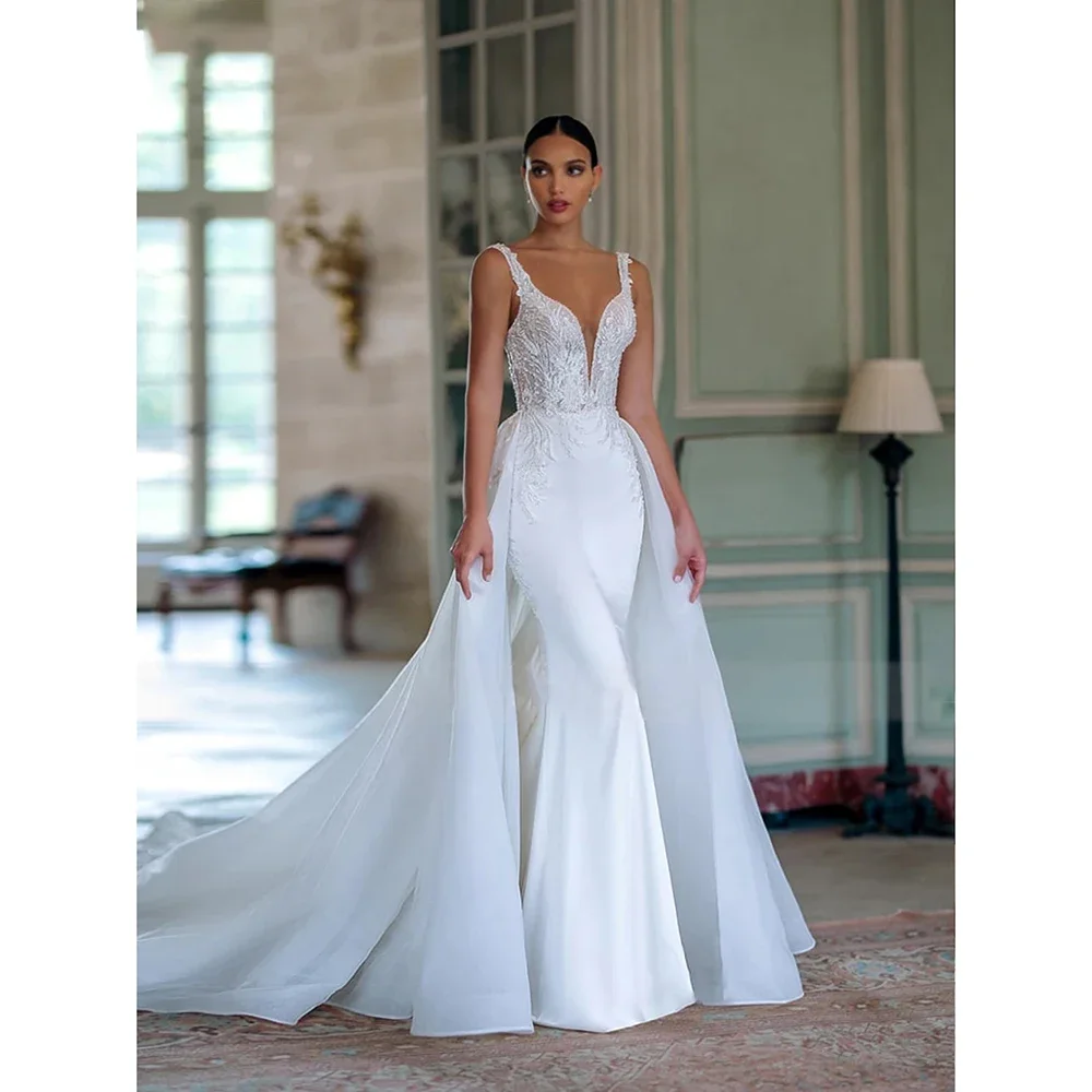 Abito da sposa sexy personalizzato con scollo a V 2 in 1 a sirena, applicazioni in pizzo, abito da sposa senza maniche con perline, abiti da sposa con strascico rimovibile