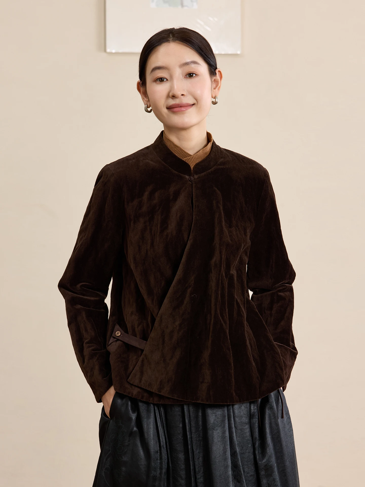 

Modern l Texture Cotton Metal Tead Light Chinese Sle Asymmetrical Collar irt by Jixiang for Women over 35