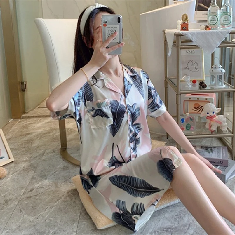New Fashion Summer Soft Silk Nightgown Half Sleeve Leaves Printing Turn-down Collar Homedress Leisure Satin Nightdress For Women