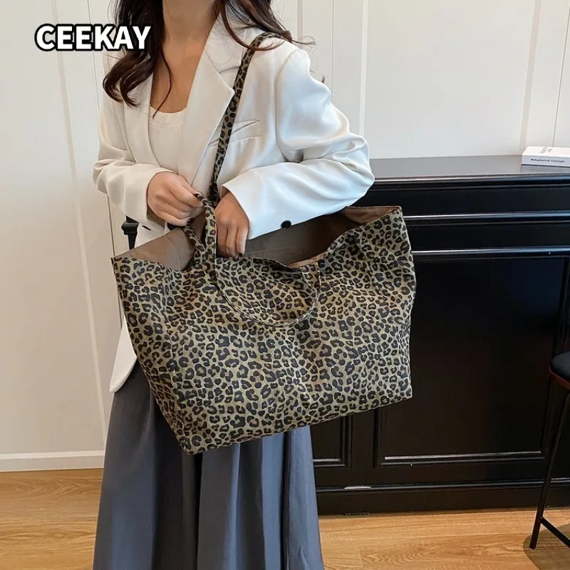 CEEKAY Women's Tote Bag Leopard Print Canvas Shoulder Handbag Large Capacity Open Top Casual Daily Commute Fashion - view 6
