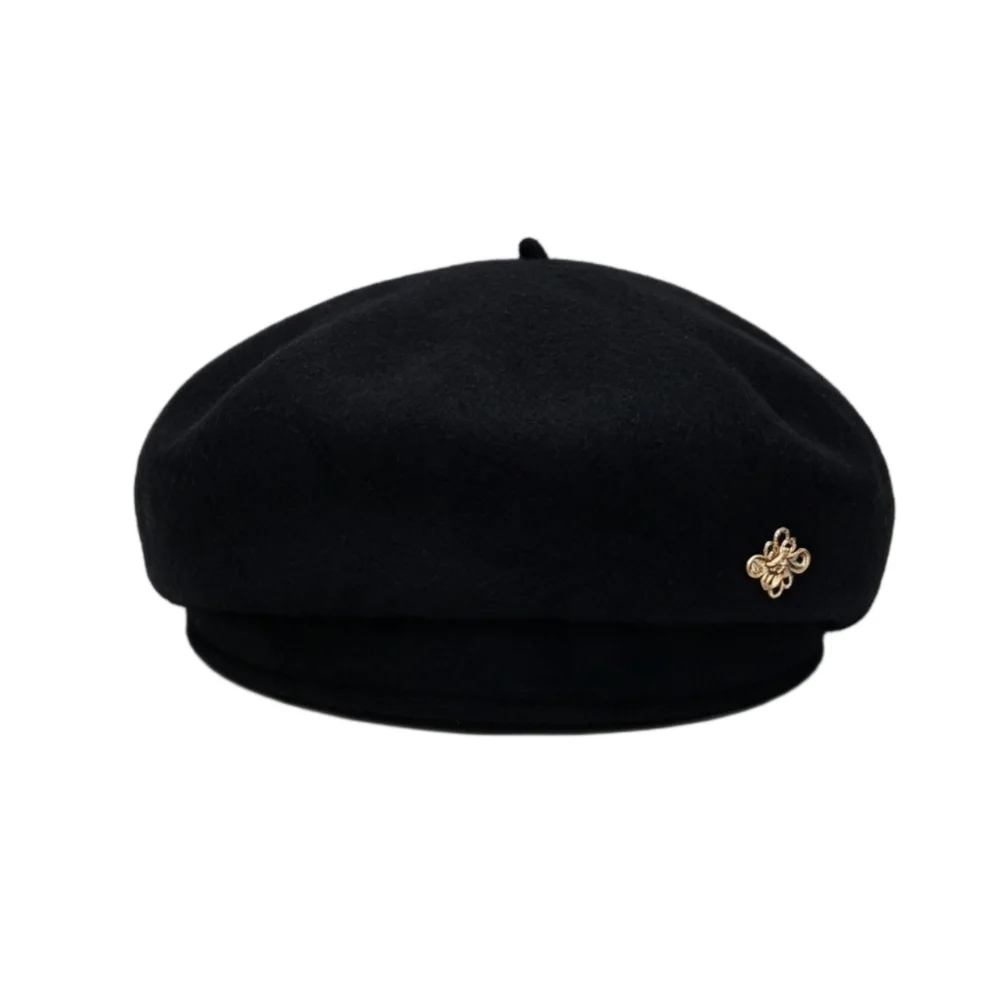 Wool Blend For beret for Women with Chinese Knot Accent Structured Dome Shape Slouchy Cap for Autumn and Winter Warmth
