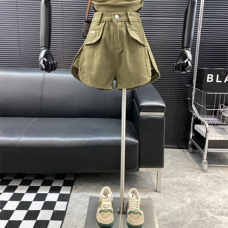 

New fashion Designer new style Famous brand Fake pocket design Safari style shorts High waist Versatile Wide Leg Denim Shorts