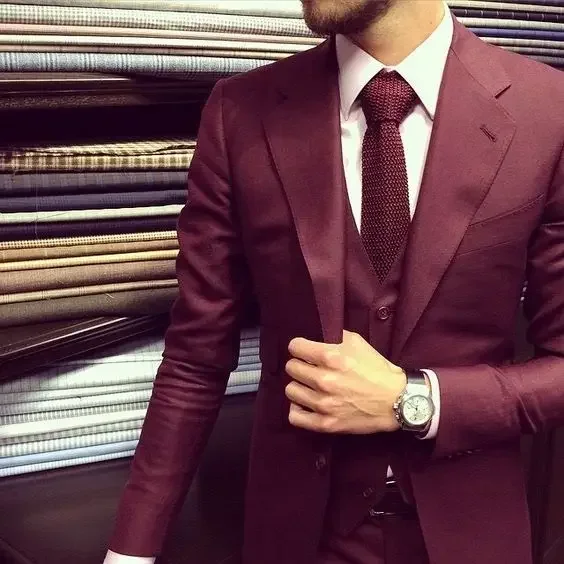 

High Quality Burgundy Smart Causal Men Suit Stylish Elegant Suits For Men Groom Blazer Slim Fit 3 Piece Tuxedo Jacket Pants Vest