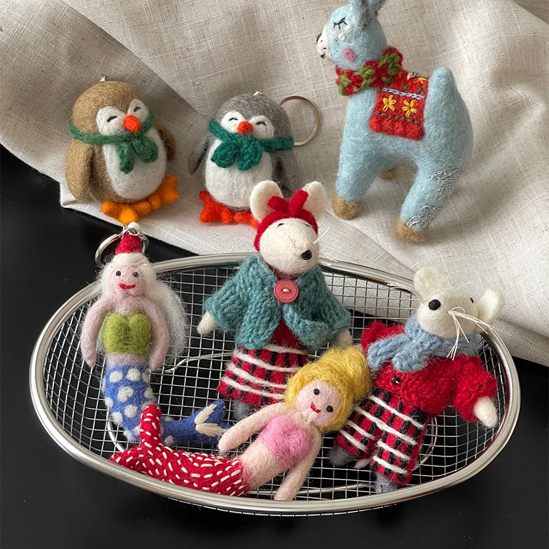 

Handmade Wool Felt Penguin Keychain 3D Cute Animal Bag Pendant Car Parts Creative Needle Felt Handmade Craft Decoration