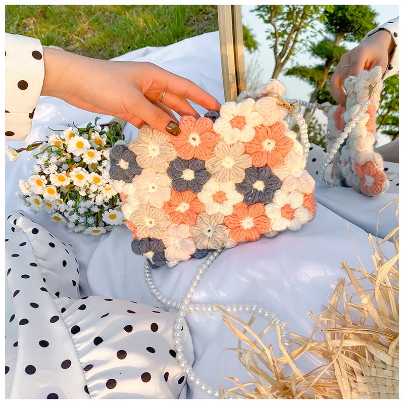 Flower Hand Woven DIY Knitted Bag Women Cotton Woolen Daisy Bag New Shoulder Messenger Bag Rural Style Pearl Chain Crochet Bag