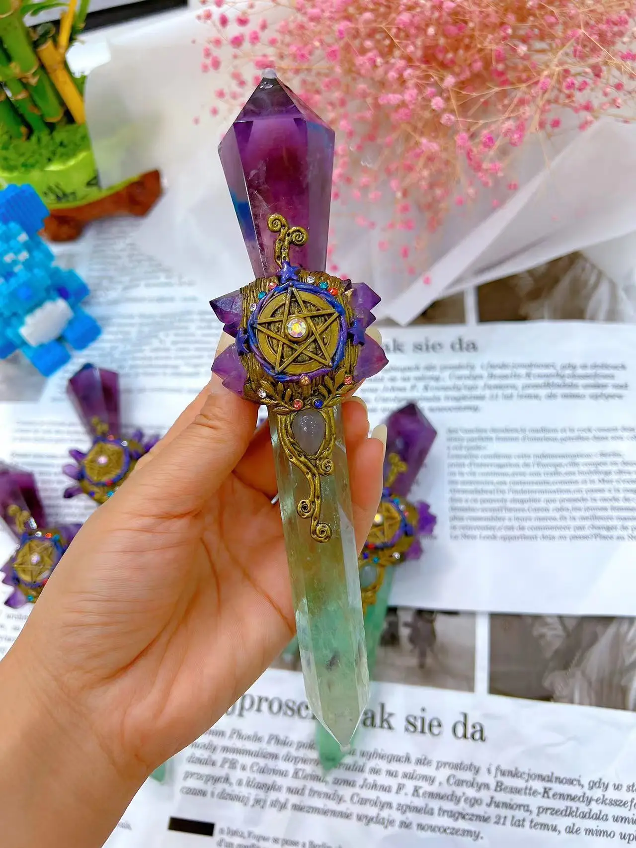 

Natural Crystal Magic Wand Magic Stick Handmade Incense Expanding Ore Crystal and Stone Wand Healing Spiritual Witchcraft