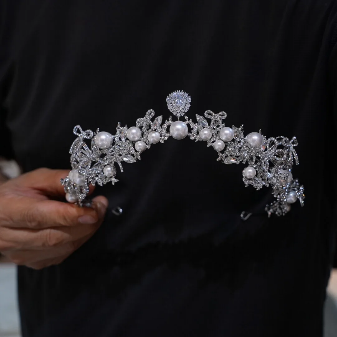 

Gorgeous Zircon Wedding Tiaras Crystal Bridal Headband Evening Fashion Design Bridal Hair Accessory for Brides