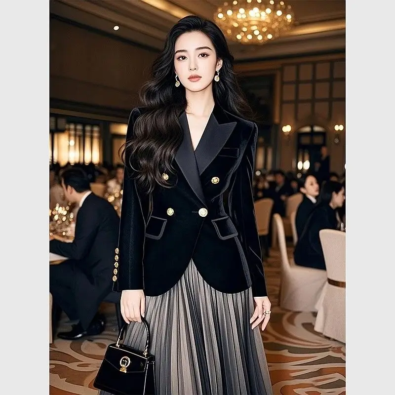 

2025 New Black Suit Velvet Women's Coat with High-end and Beautiful Temperament Waist Cinching Top