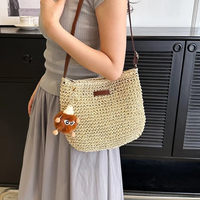 

Stylish Leather Crossbody Bag For Women Messenger Style Elegant And Lightweight By Luxury Brand Popular Classic Handbags