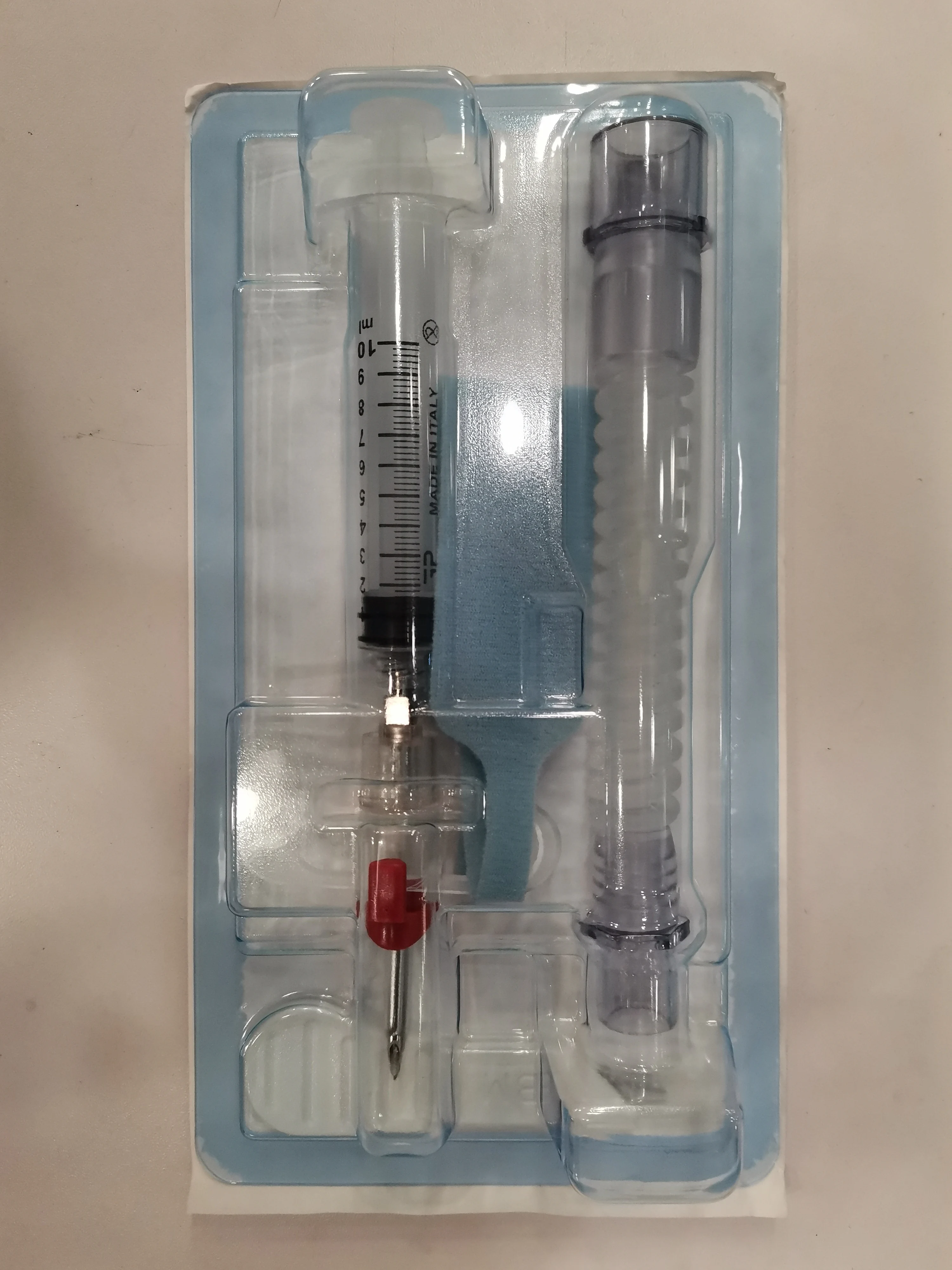 Teleflex Cyclothyrocentesis Kit, endotracheal ventilation device and accessories, puncture kit, needle, emergency ventilation