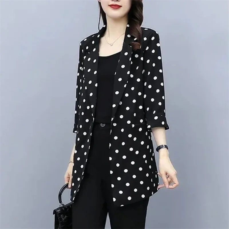 

Women's 2024 Spring and Autumn New Trendy Fat MM Covering Belly Slim Thin Mid length Polka Dot Small Suit Women's Commuter Coat