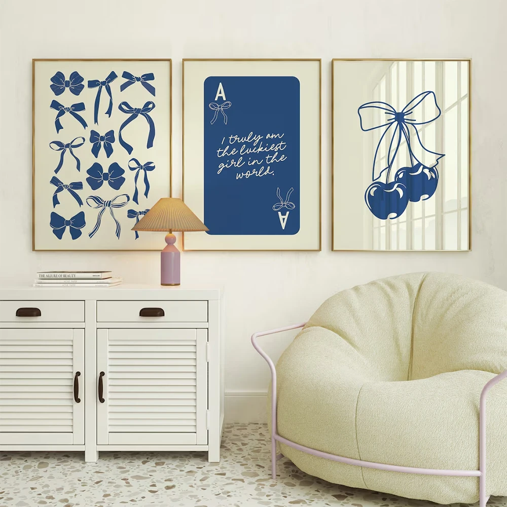 Impresiones de arte de pared de apartamento de chica de la suerte con lazos azules Coasta Cowgirl Ace Card, pintura en lienzo, póster para sala de estar, decoración del hogar