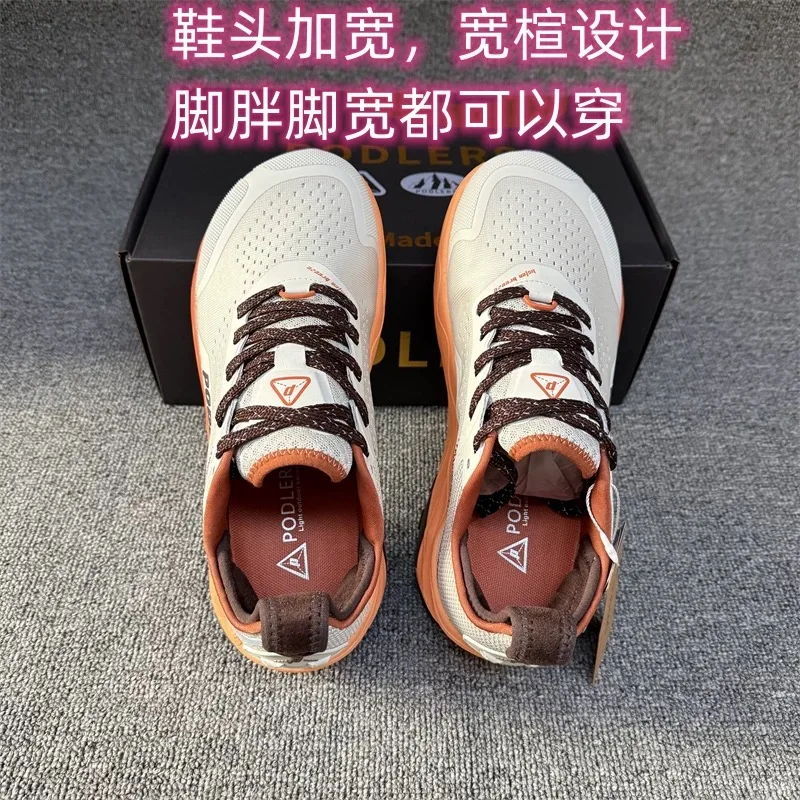 

New 2025 Hot-Selling Breathable Anti-Slip Premium Durable Table Tennis Shoes Badminton Training Shoes Exceptional Quality