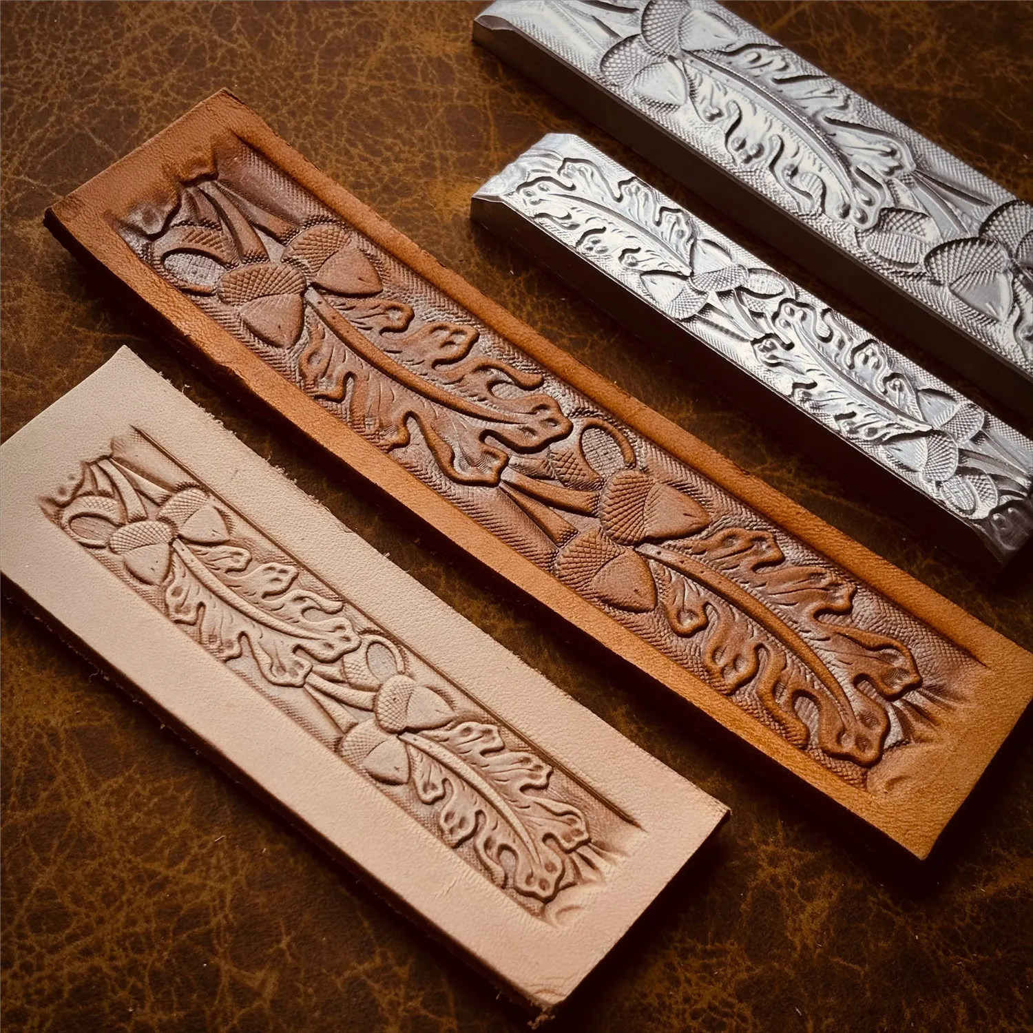 

3D Vintage Chestnut Leaf Leather Embossing Mold Belt Embossed Stamp Hydraulic Pressure Cold Press Molding Leathercraft Tool