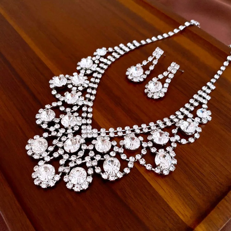 French Light Luxury Diamond Tassel Earrings Necklace Set Two-piece Fashion Temperament Palace Style Jewelry Sets Female