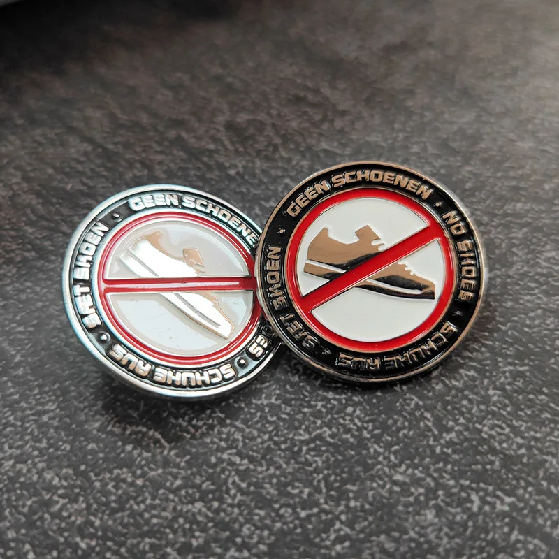 Customized. Baking Paint Metal Badge Customized Personalized Clothing Souvenir Armband Zinc Alloy Electro