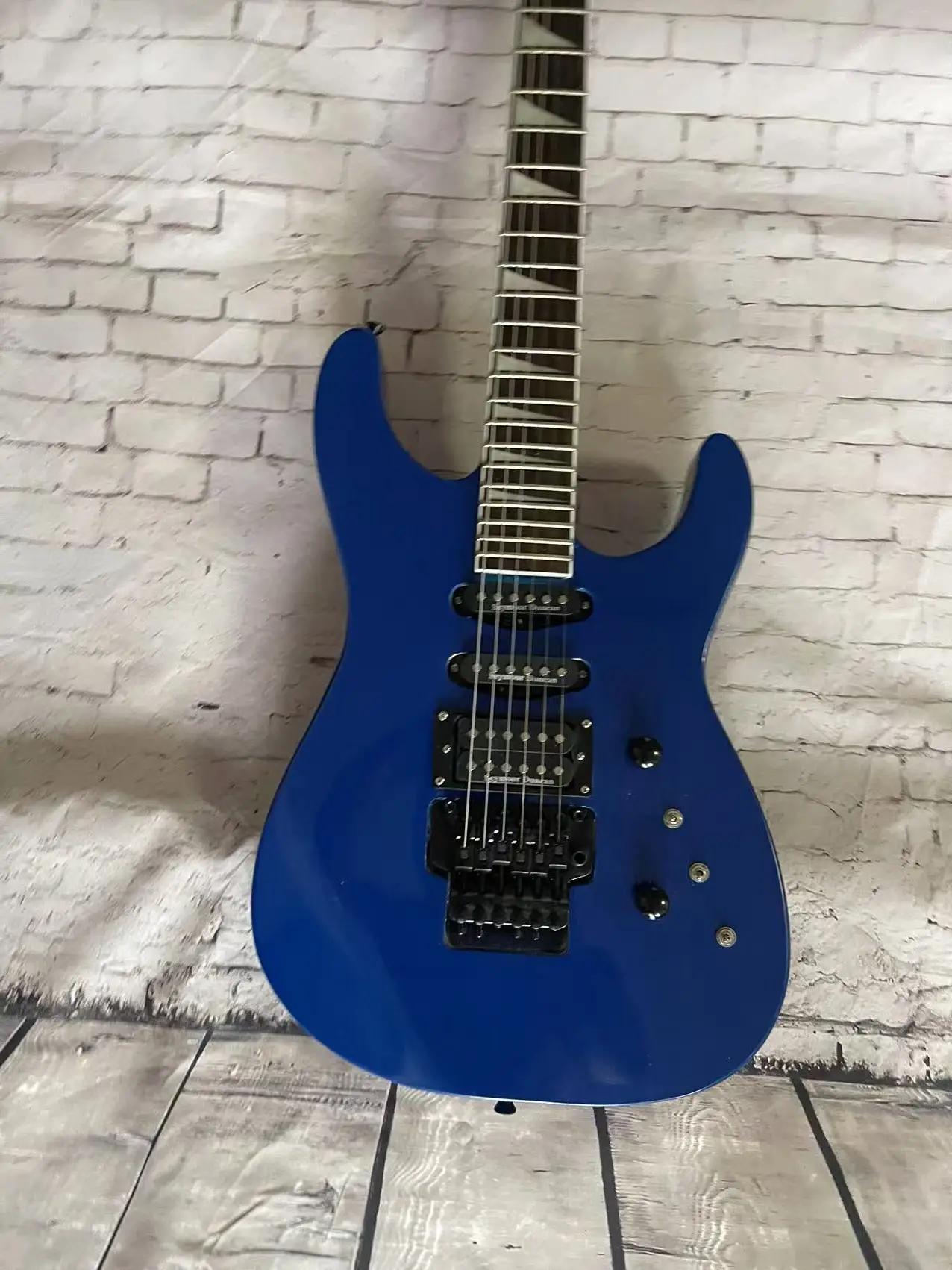 Electric guitar 6-chord deep blue electric guitar, factory real picture, in stock