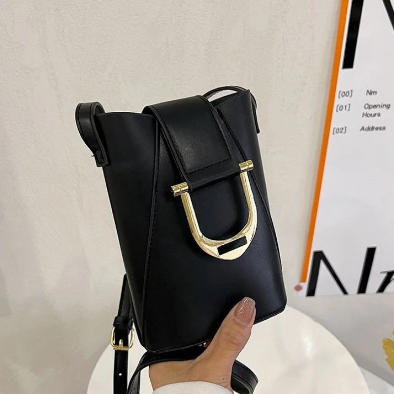 

Popular Women's Tote Bag In Leather Luxury Brand Famous Designer Classic Elegant Style For Handbag