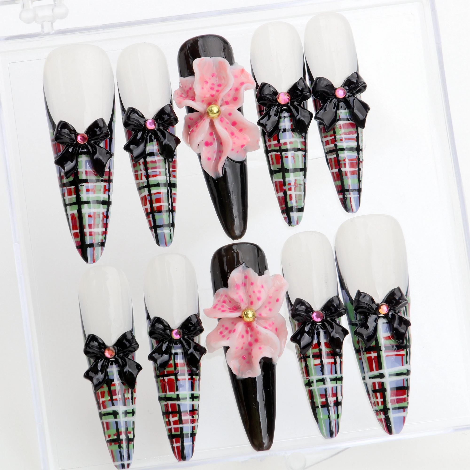 10 ชิ้นเล็บ Overlength Stiletto Handmade ภาษาโปลิชคํา Gingham Pearl Inlay 3D โบว์เล็บกดออกแบบกาวเล็บแฟ้มชุด