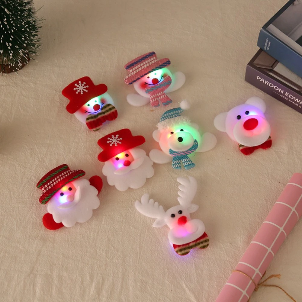 

2pcs Christmas Illuminated Decorations Christmas Snowman Brooches Children's Gifts Party Supplies Starlight Festive Atmosphere