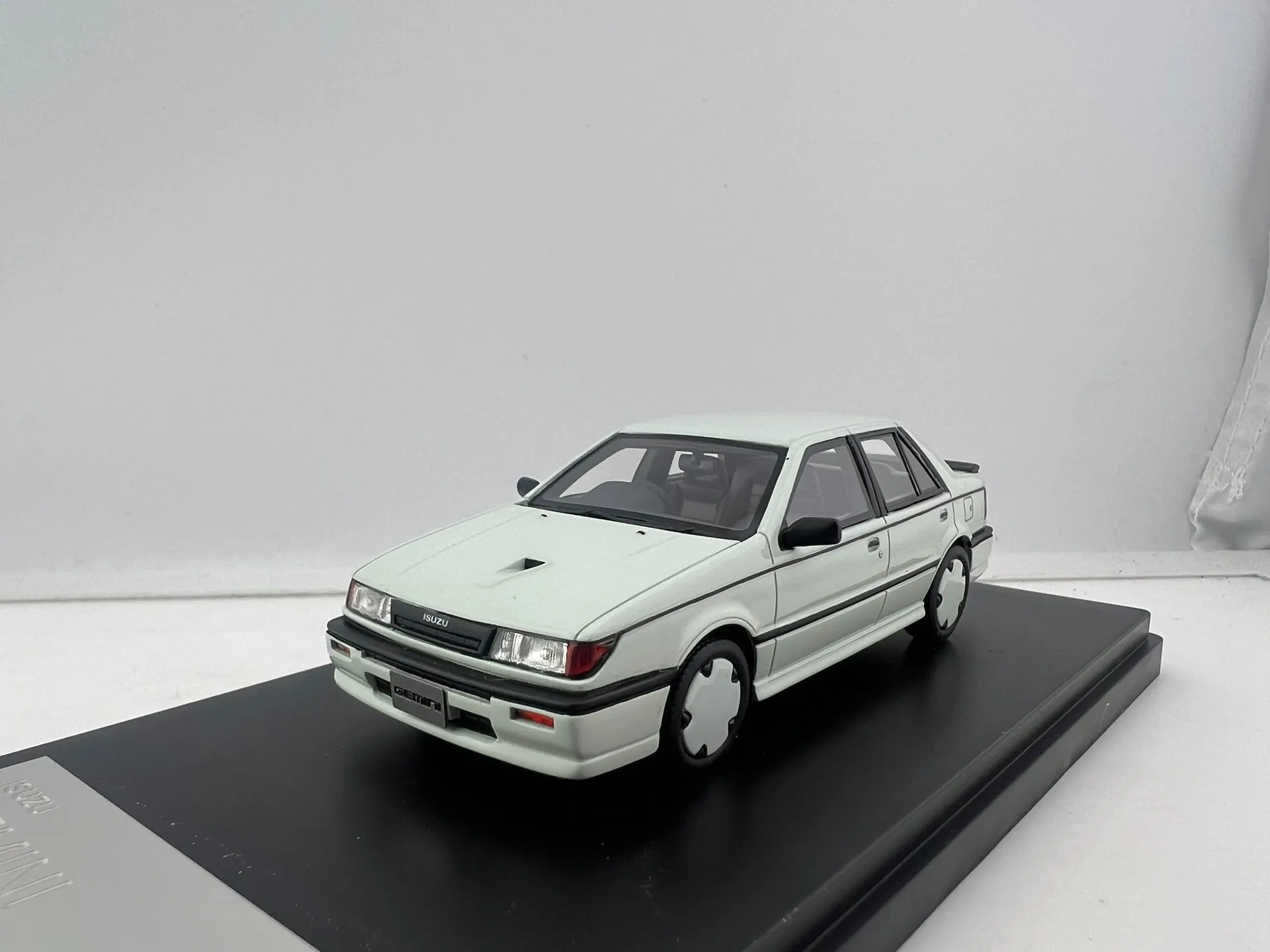 

Flaws Diecast HI Story масштаб 1/43 Fifty Gemini модель автомобиля из смолы Коллекционная игрушка в подарок сувенир дисплей орнамент