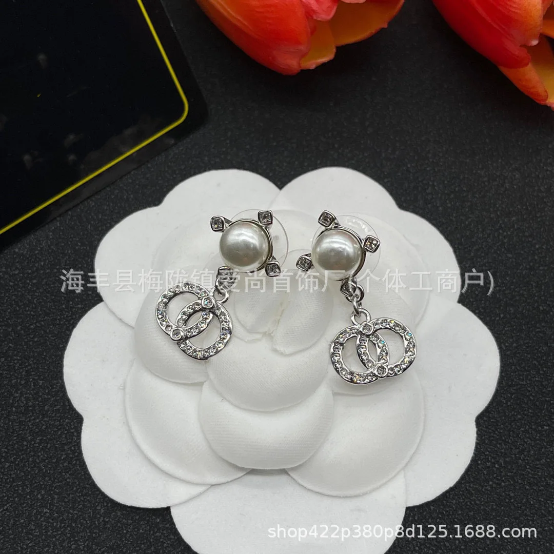 الفرنسية نمط جديد قصر المشاهير الماس مطعمة إلكتروني أقراط اللؤلؤ