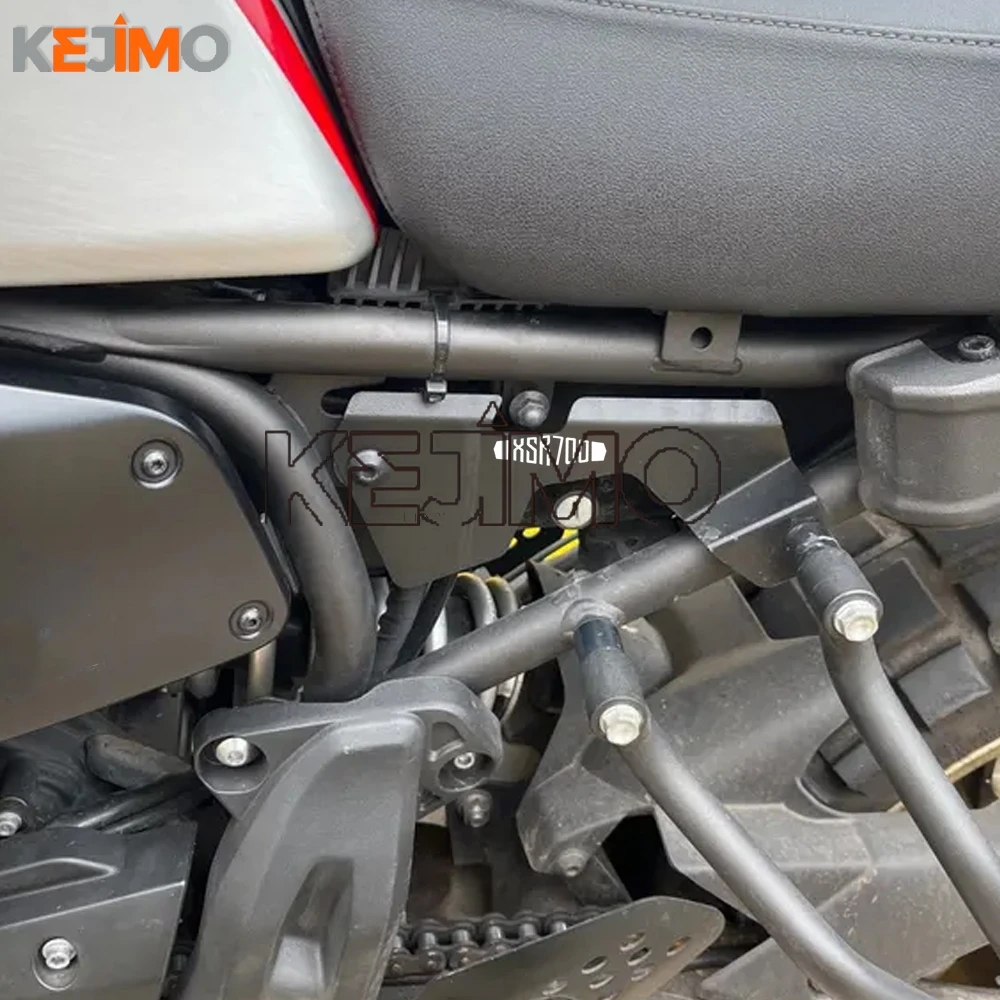 

FOR YAMAHA XSR700 XSR 700 Xtribute 2015 - 2025 2024 2023 2022 Motorcycle Side Panel Frame Cover Brake Reservoir Guards Protector