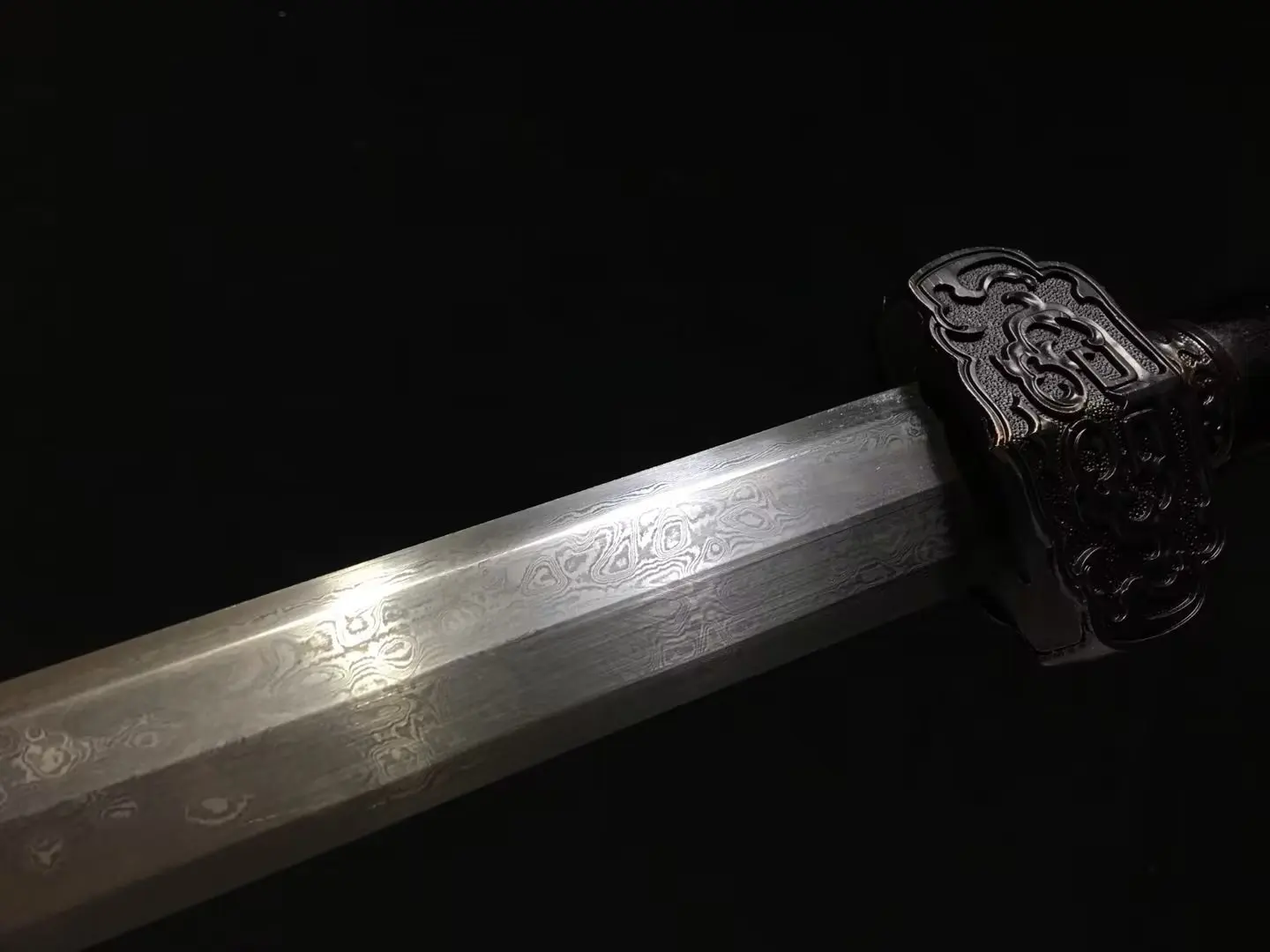 106cm Medieval Chinese emperor eight-sided Han sword Damascus steel real sword weapon battle ready sharp samurai sword katana