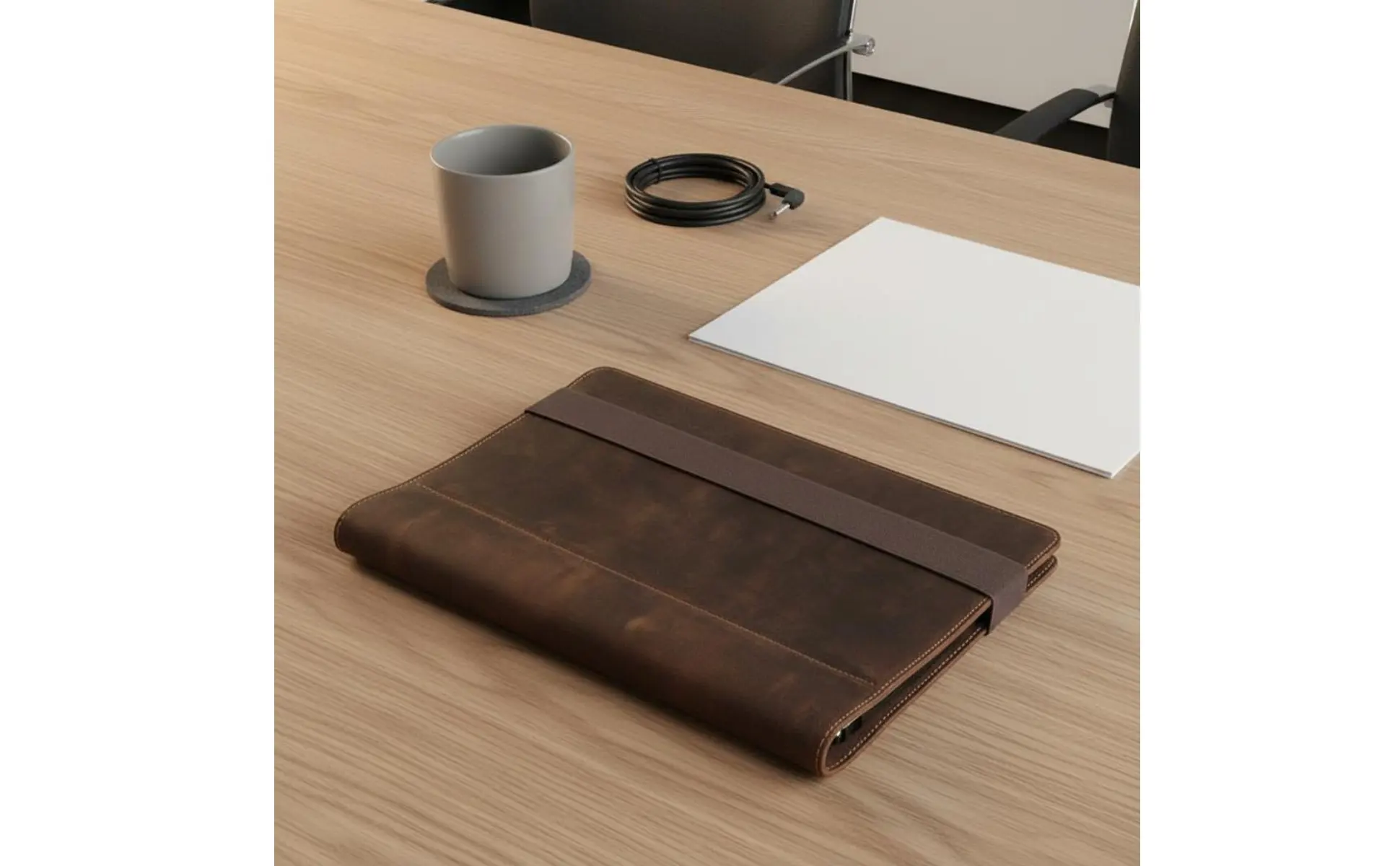 Refillable Business Padfolio Vintage & Design A4 Leather Binder Crazy Horse Leather Folder Multi-Functional 4-Loop Binder Cover