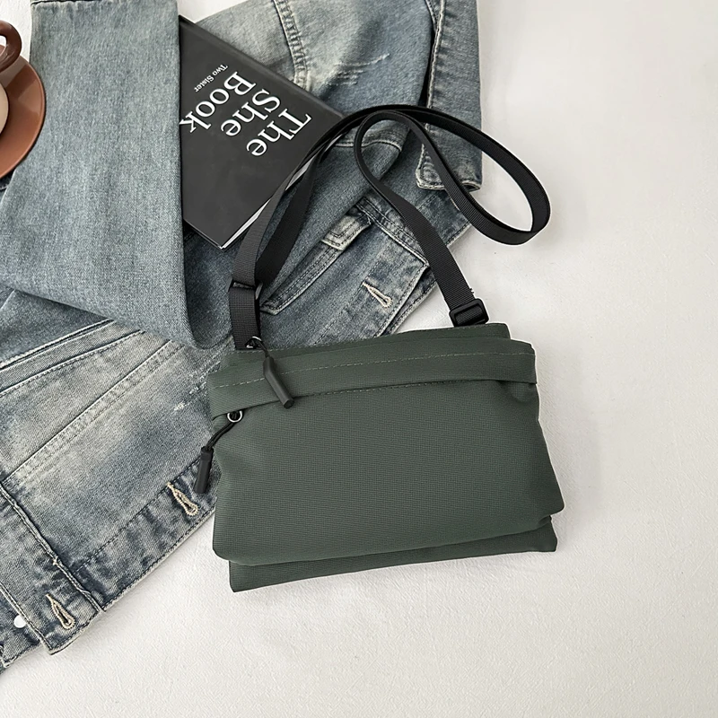 Mode Freizeit Nylon Umhängetasche Einfarbig Wasserdichte Cross-body Unisex Messenger Tasche für Männer Und Frauen – Detail 3