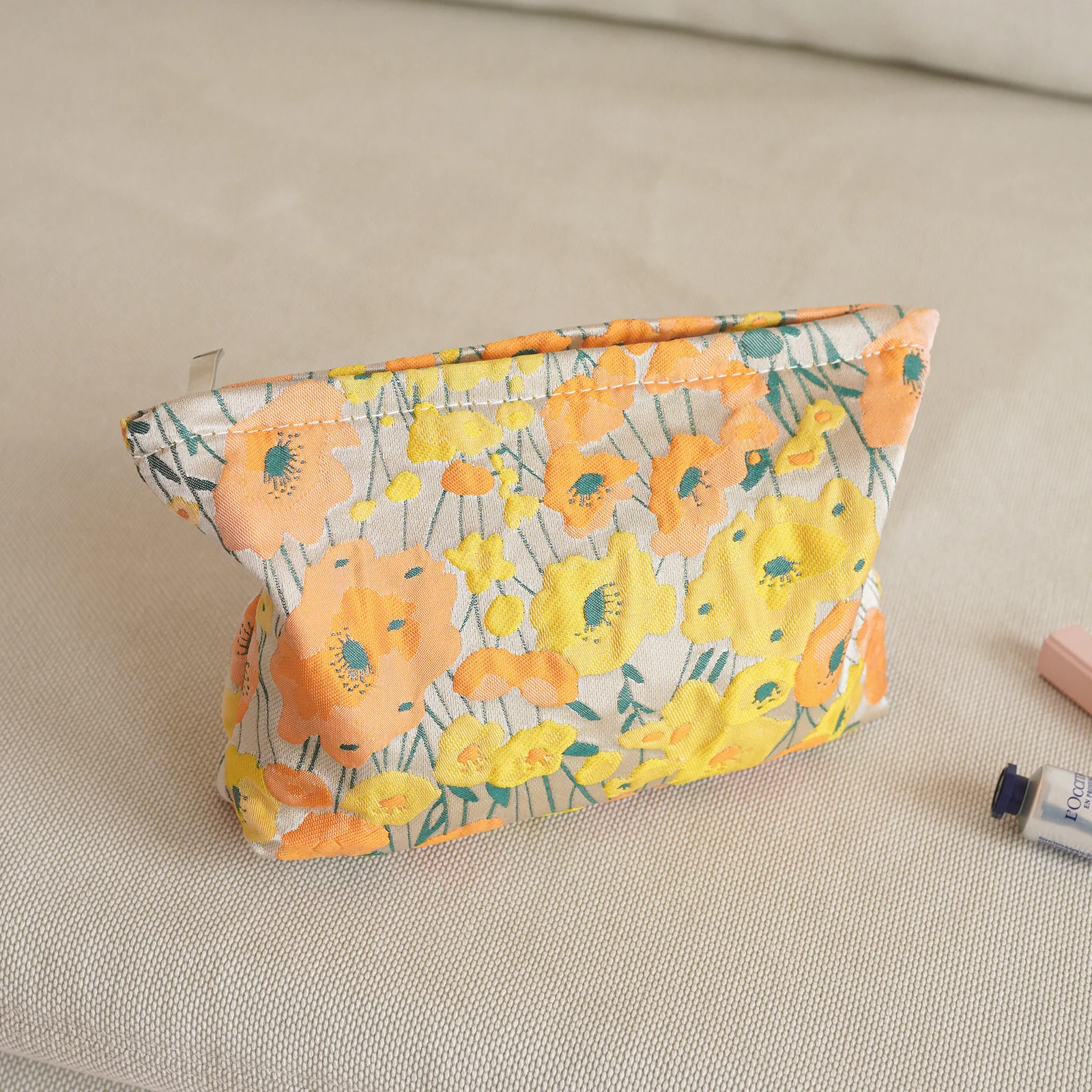 Saco De Maquiagem Portátil De Flores Amarelas Para Mulheres, Almofada De Ar, Armazenamento De Telefone Móvel, Embreagem De Comutador, Higiene Pessoal De Viagem, Ins