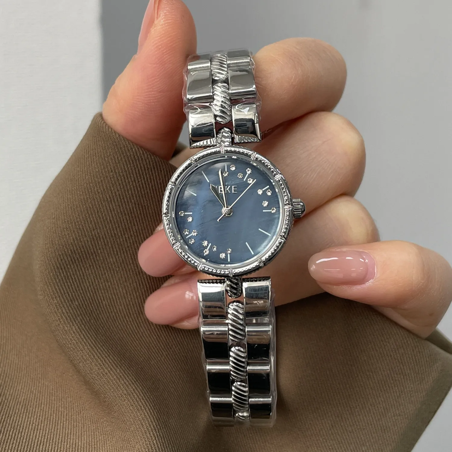 Ocean Blue Watch For WomenA HighFashion2026New Model An Elegant And Stylish Wristwatch A Fashionable And Luxurious Women'S Watch