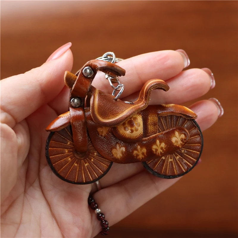 First Layer Cowhide Leather Creative Motorcycle Keychain Bag Charm Mini Motorcycle Motorcycle Charm Accessories Birthday Gift