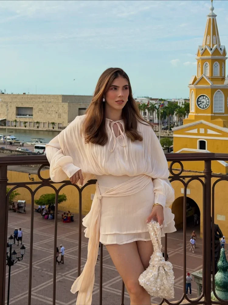 Shinny gaze sólida em camadas babados uma linha mini vestidos femininos elegante o pescoço lanterna mangas compridas vestidos chiques senhora vestidos de festa