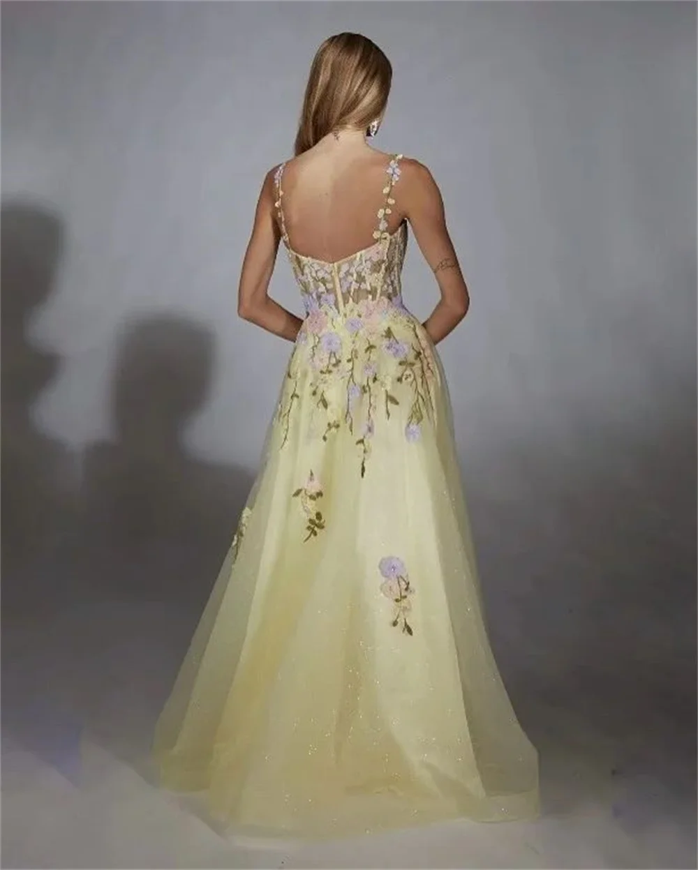 キャシー カスタマイズ ライトイエロー 花柄刺繍 プロムドレス スパゲッティストラップ サイドスリット vestidos de noiva フロアレングス フォーマルガウン