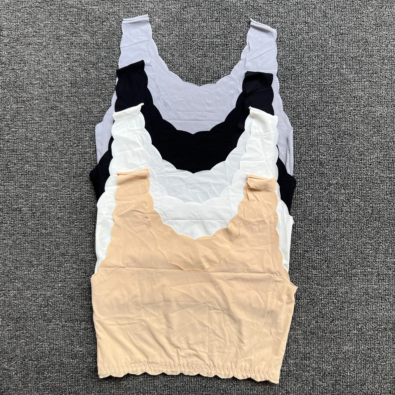 

No-padded ice silk seamless underwear women’s anti-exposure small girls vest summer student short chest wrap bottoming tube top