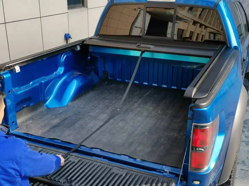 Roller Shutter Aluminium Alloy Ratractable Tonneau Cover For Hilux Revo