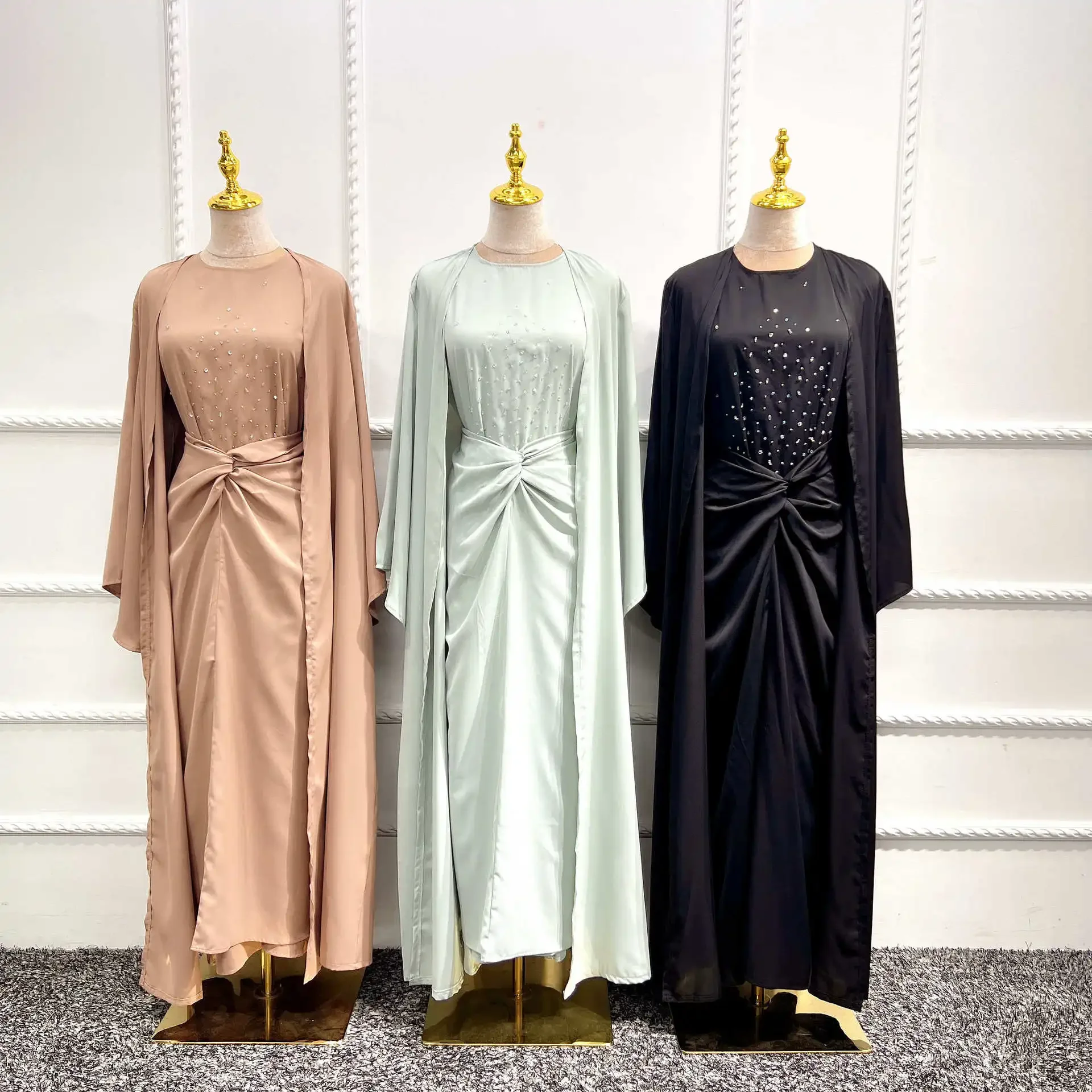 Imagem -04 - Abaya Dubai Conjunto de Peças para Mulheres Vestidos Muçulmanos Vestidos de Baile Katfan Vestuário Islâmico Hijab Abayas Vestido Ramadan