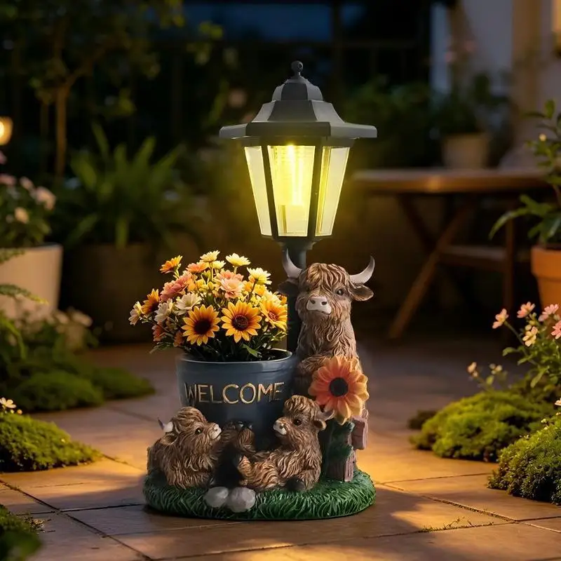 New Highland Cow Planter Solar Light,Waterproof LED Garden Yard Ornament Outdoor Lawn Patio Gardening Decor Gift