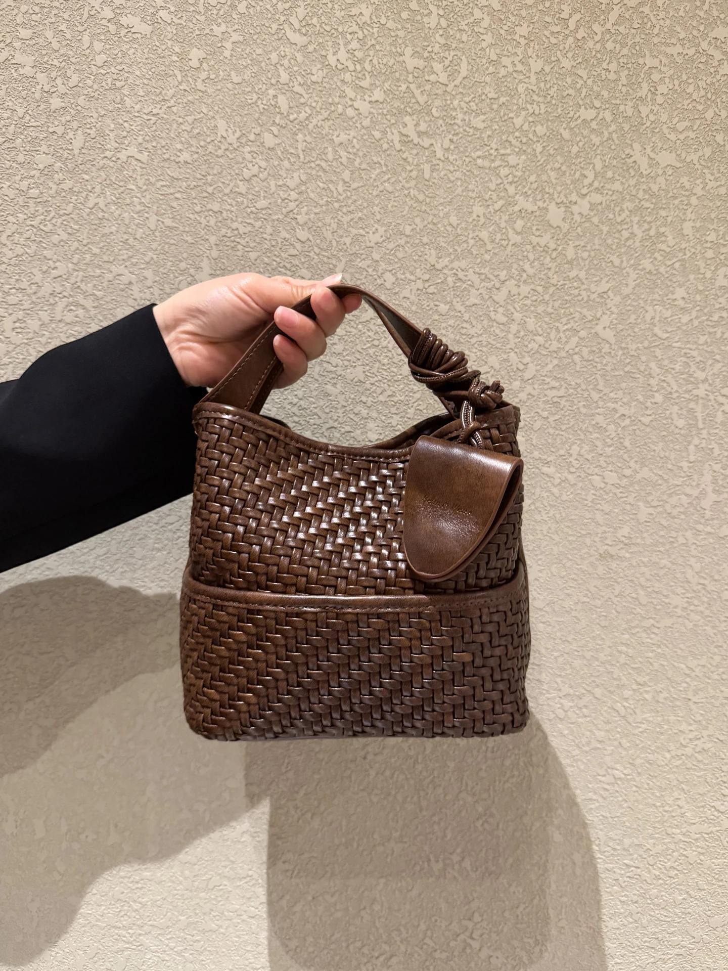 selin-weiss-handcrafted-soft-leather-bucket-bag-women's-single-shoulder-handbag-2026-new-fashion-canvas-cotton-detachable