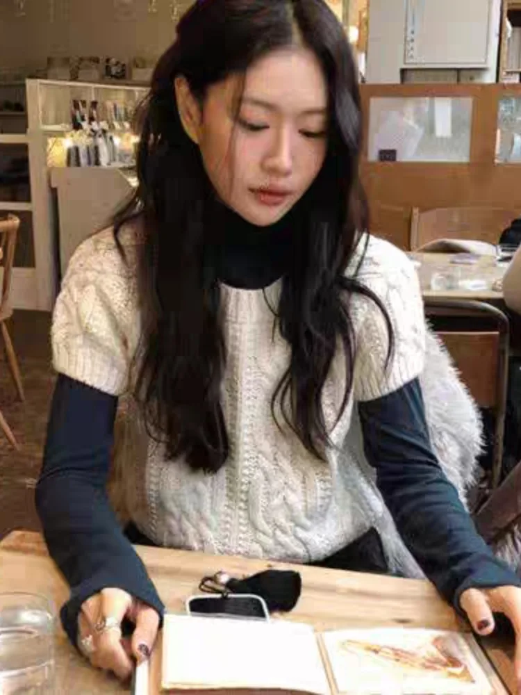

Retro Knitted Short Sleeve round Neck Soft Pure Color Sweater Early Spring New Style Versatile Layering Short Length Top