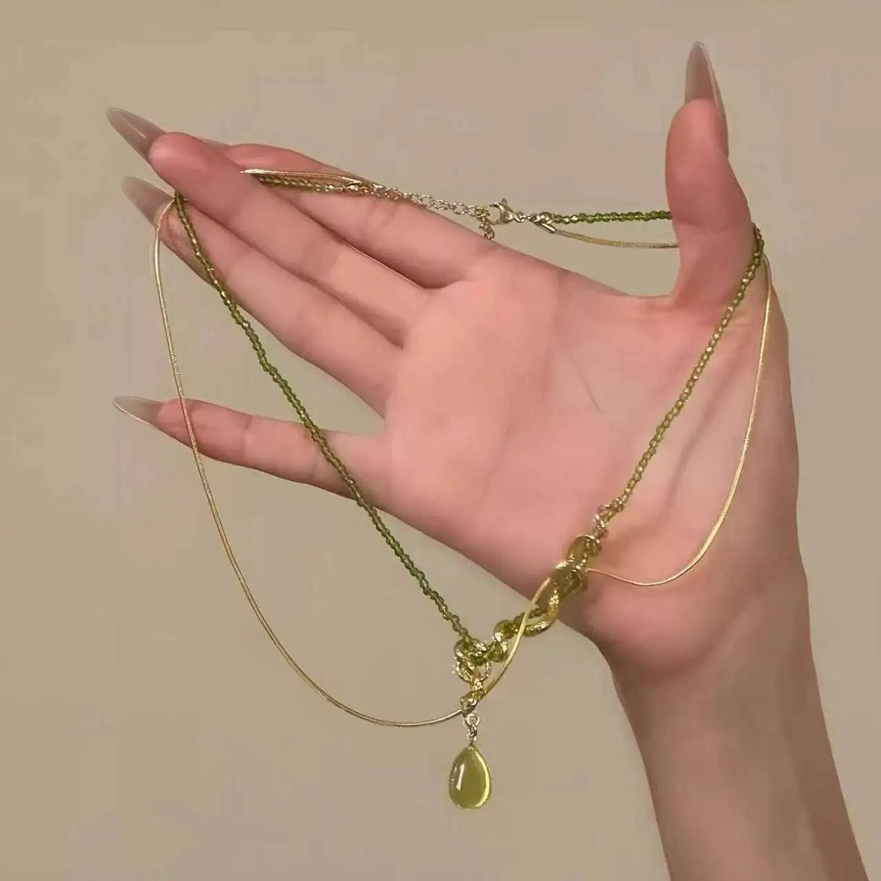 Green snake water drop necklace senior sense temperament delicate all go small unique design sense collarbone chain