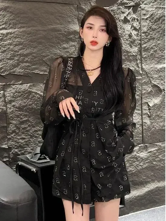 2024 New Fashionable Hot Diamond Bubble Sleeve V-neck Shirt+shorts Set for Women's Summer New Western-style Sunscreen Clothing,