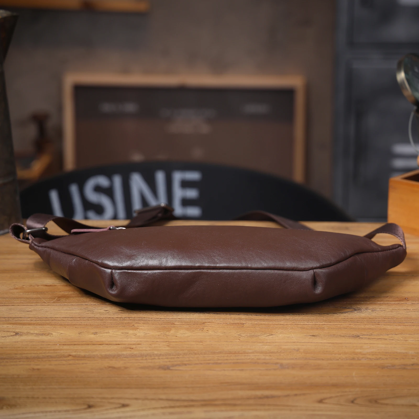 S.WORKER Herren-Umhängetasche aus echtem Leder, Umhängetaschen, einfache Rindsledertasche, pflanzlich gegerbtes Oberschichtleder, modisch, lässig – Detail 20